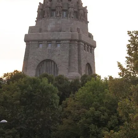 Am Voelkerschlachtdenkmal 아파트 라이프치히