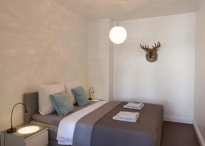 Am Voelkerschlachtdenkmal Leipzig