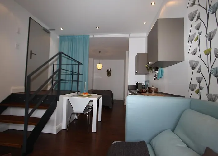 Am Voelkerschlachtdenkmal Leipzig